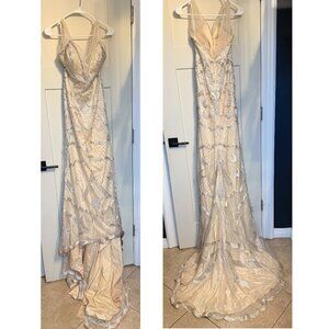 Wedding dress fully beaded - Sottero and Midgley (VEIL included)